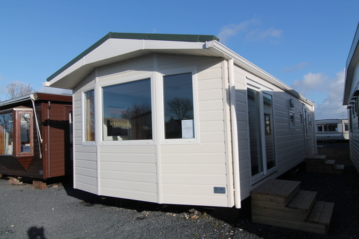 Veel nieuw en gebruikt aanbod binnen gekregen! 